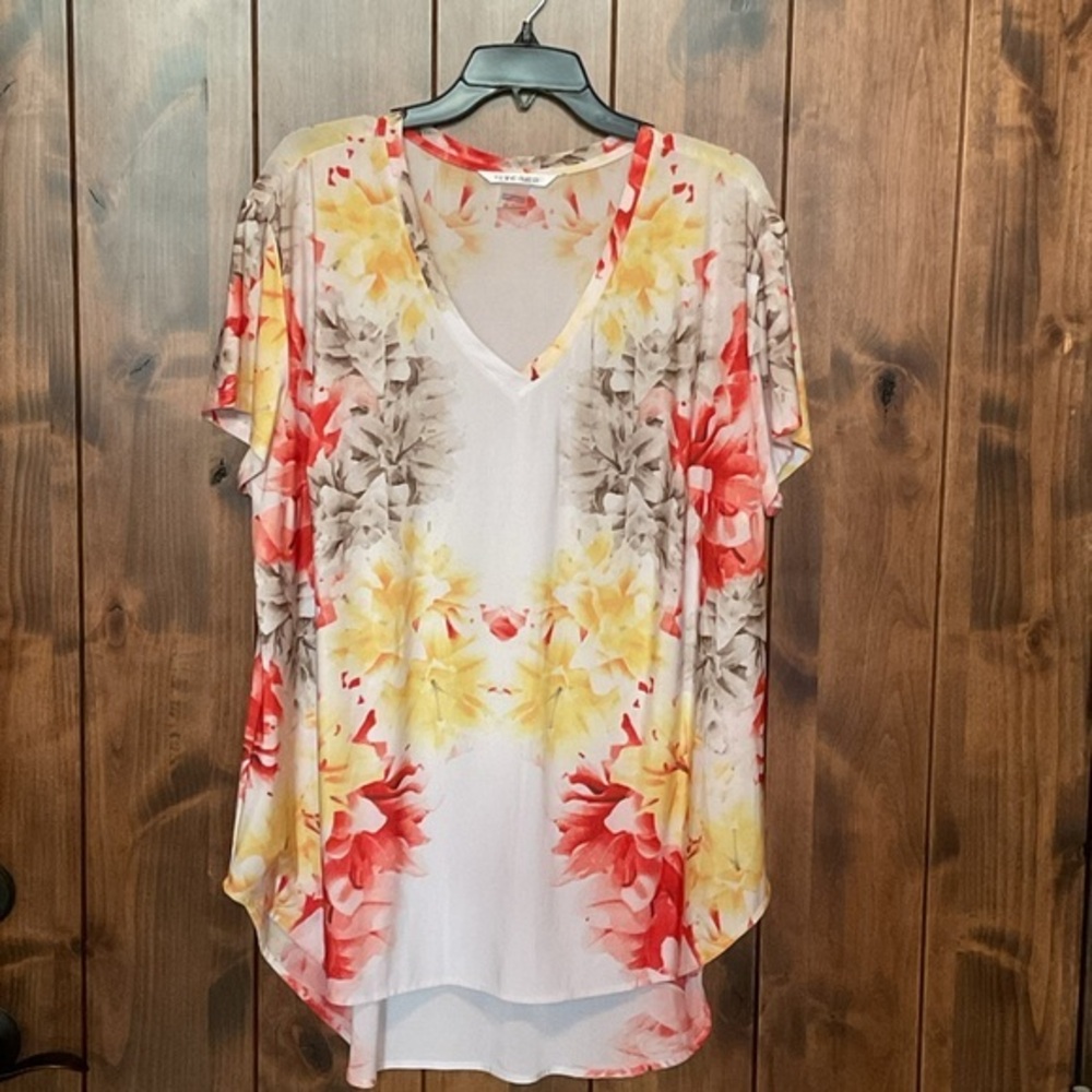 Peter Nygard White Floral V-Neck Blouse with Yellow and Red Accents